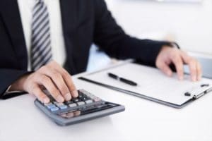 外れ馬券は経費として認められる？過去の判決も調査